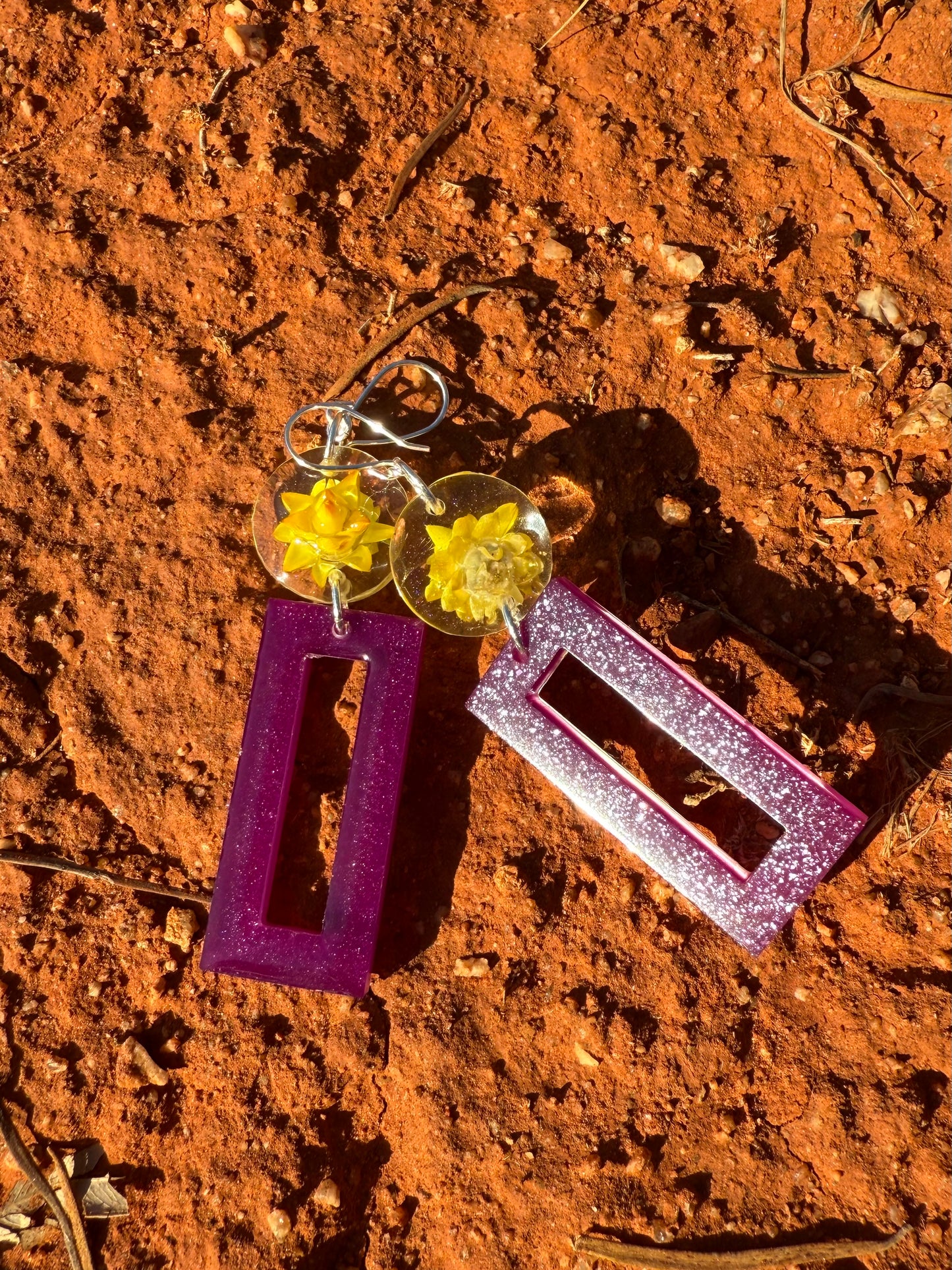 Golden Everlasting Shimmer Earrings