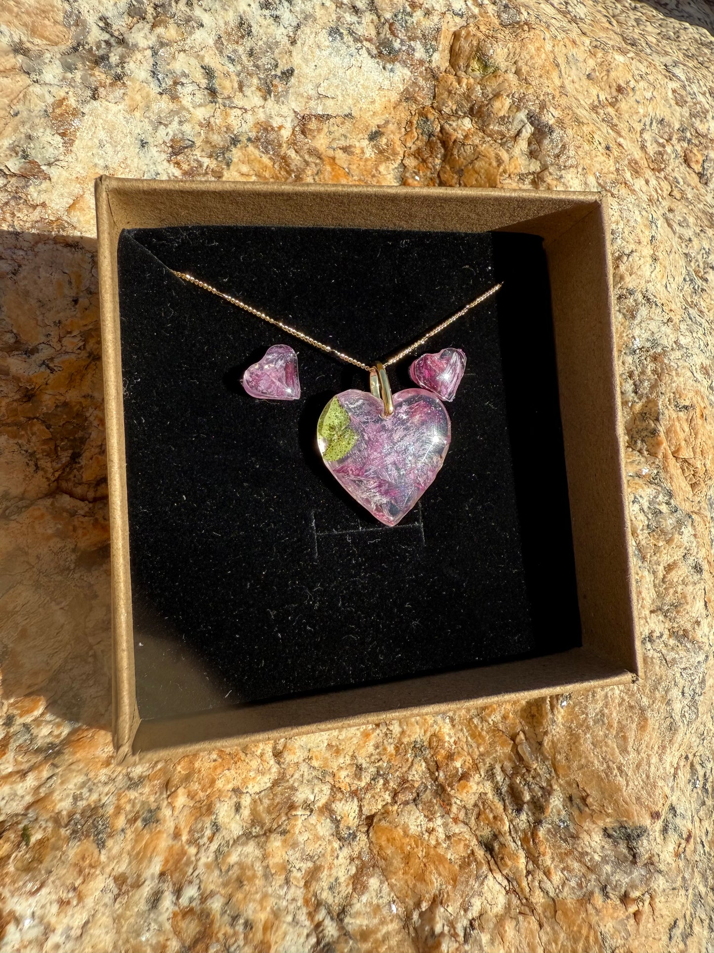 The Desert Rose set - Heart Pendant and Earring Studs